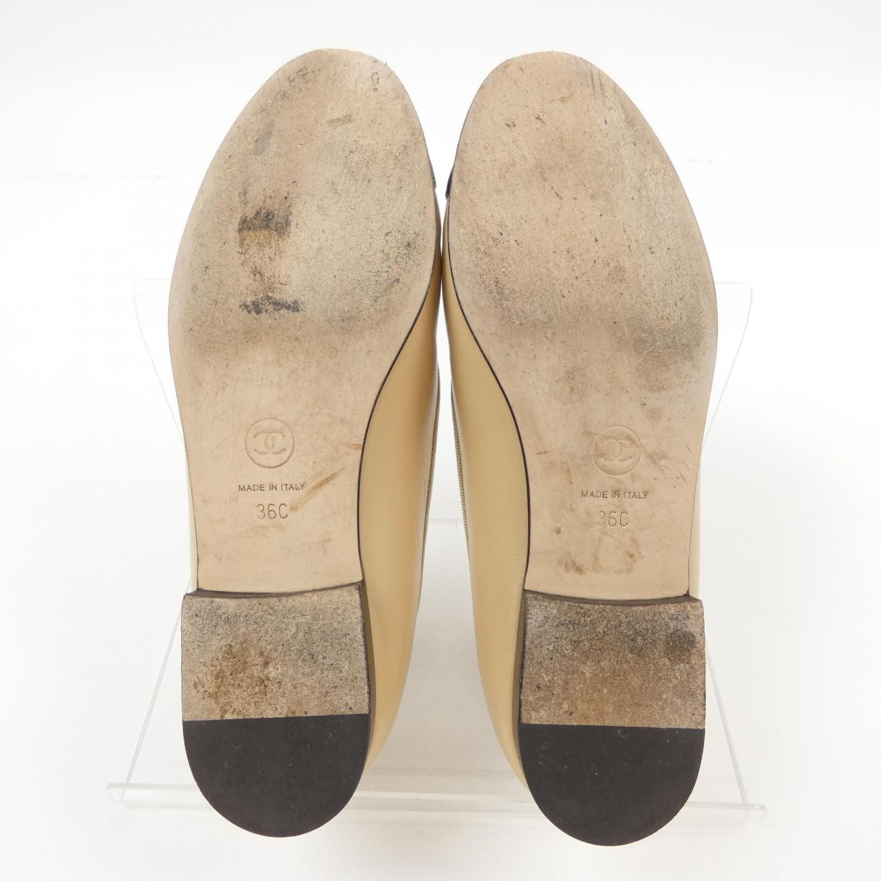 Chanel G02819X01000 Lambskin Flats
