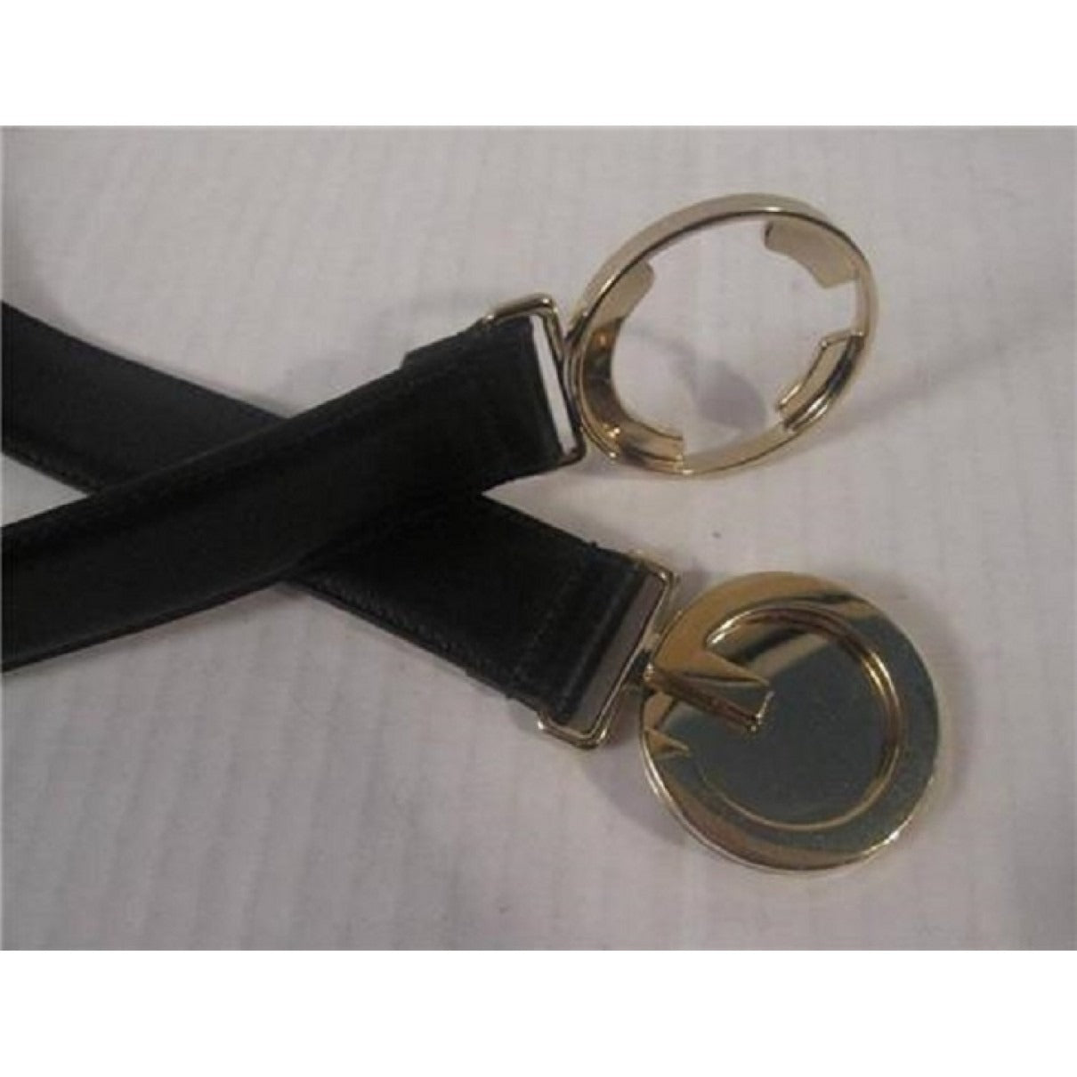 Gucci Black Leather Belt Gold Round G Buckle