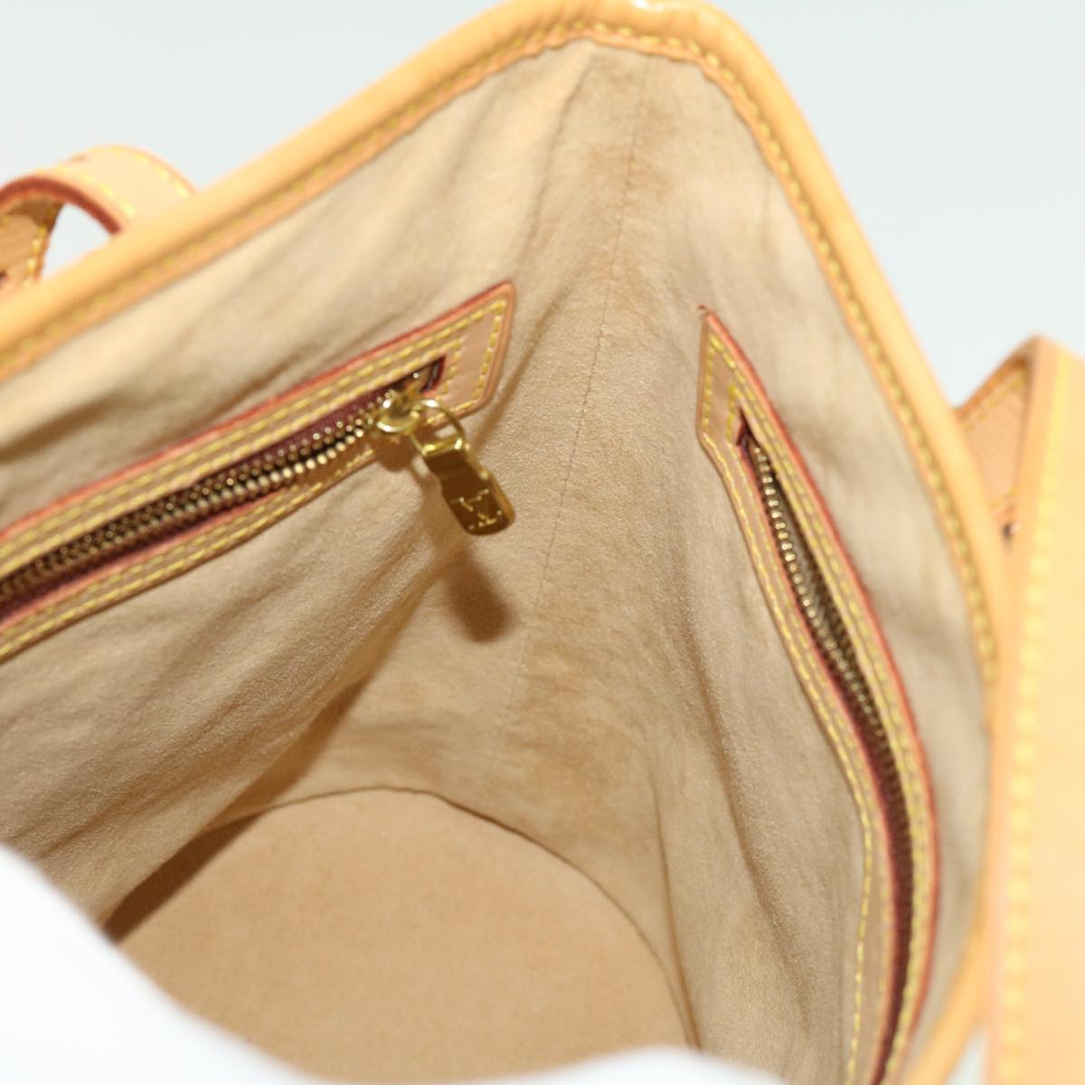 LOUIS VUITTON Nomad Bucket PM Shoulder Bag Beige M85001 LV Auth 30531A