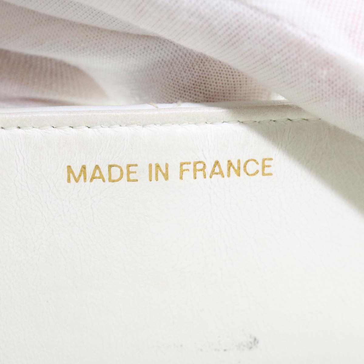 Top Quality Chanel Matelasse Pair Shoulder Bag Lamb Skin White CC Auth 32416A