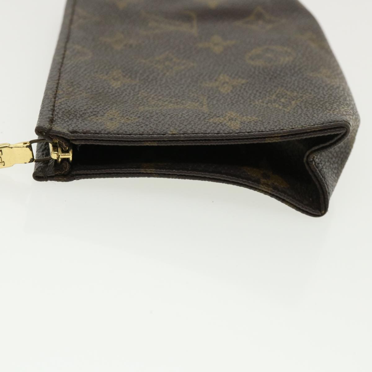 LOUIS VUITTON Monogram Poche Toilette 15 Pouch M47546 LV Auth 33831