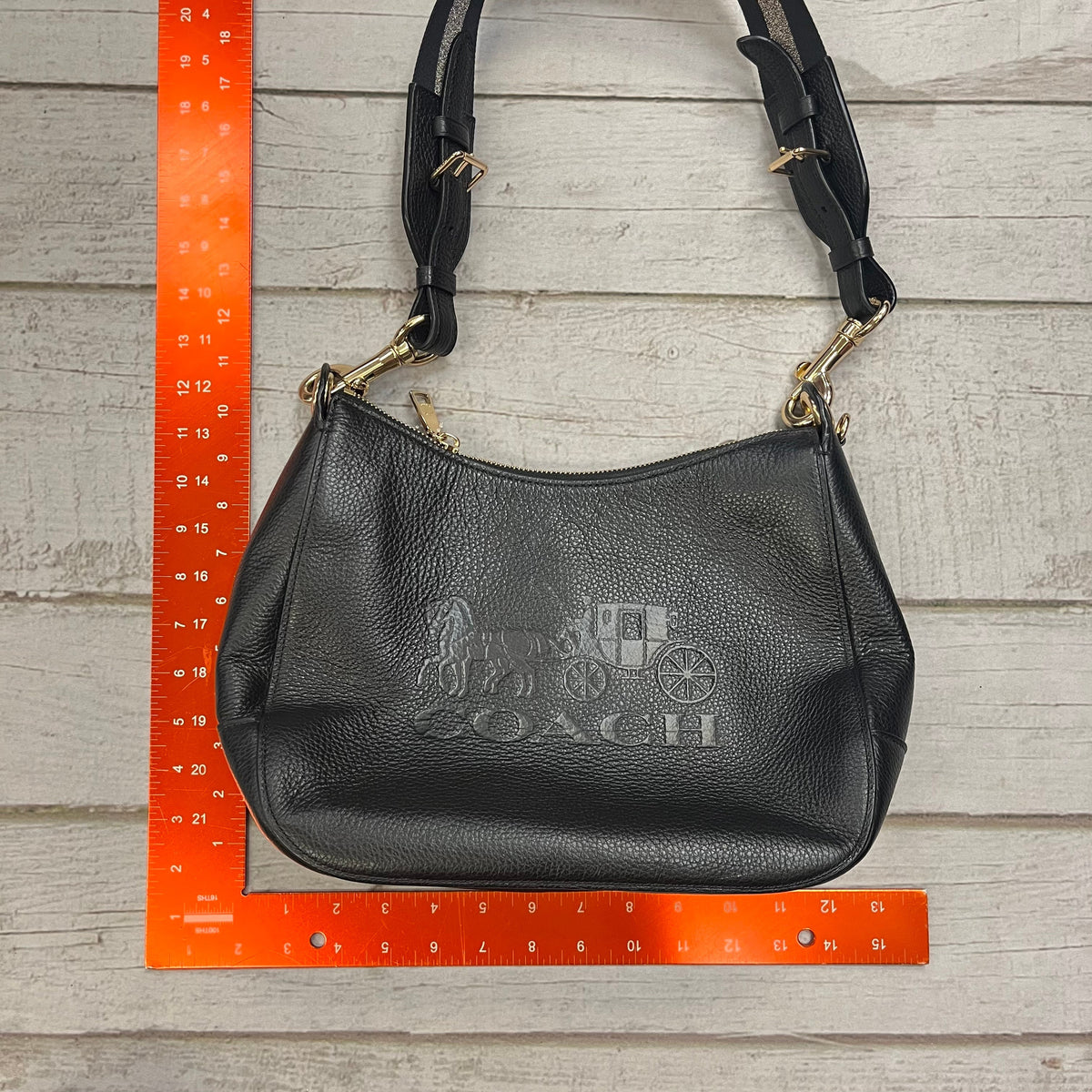 Handbag Designer By Coach Size: Medium