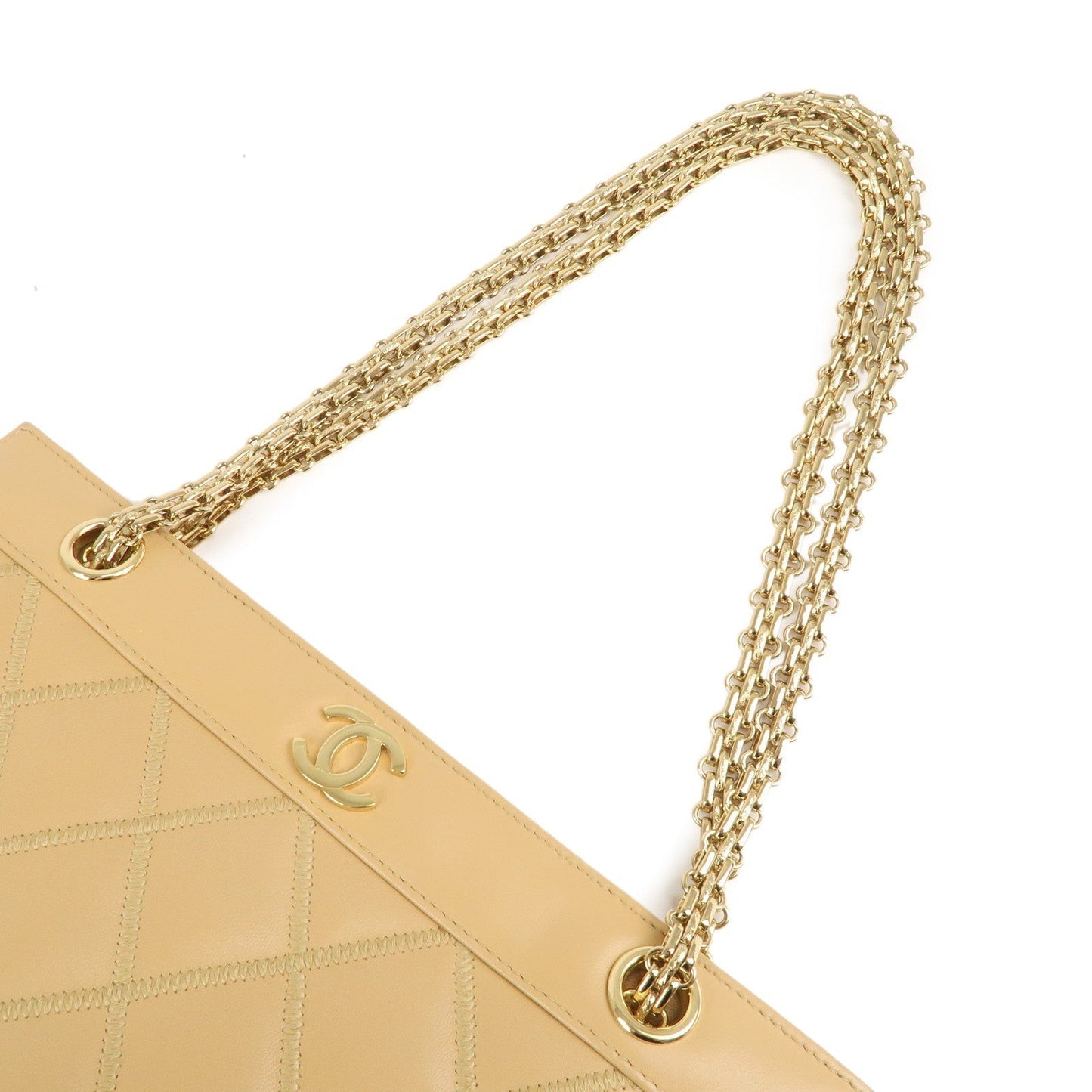 Chanel Matelasse Ultra Stitch Lamb Skin . Tote Chain Bag Beige