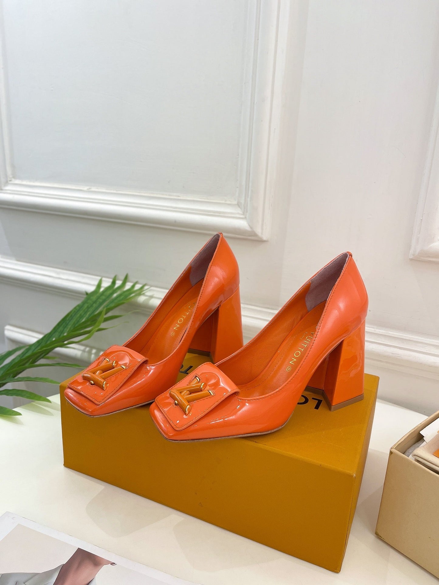 New Louis Vuitton High Heel Shoes 010