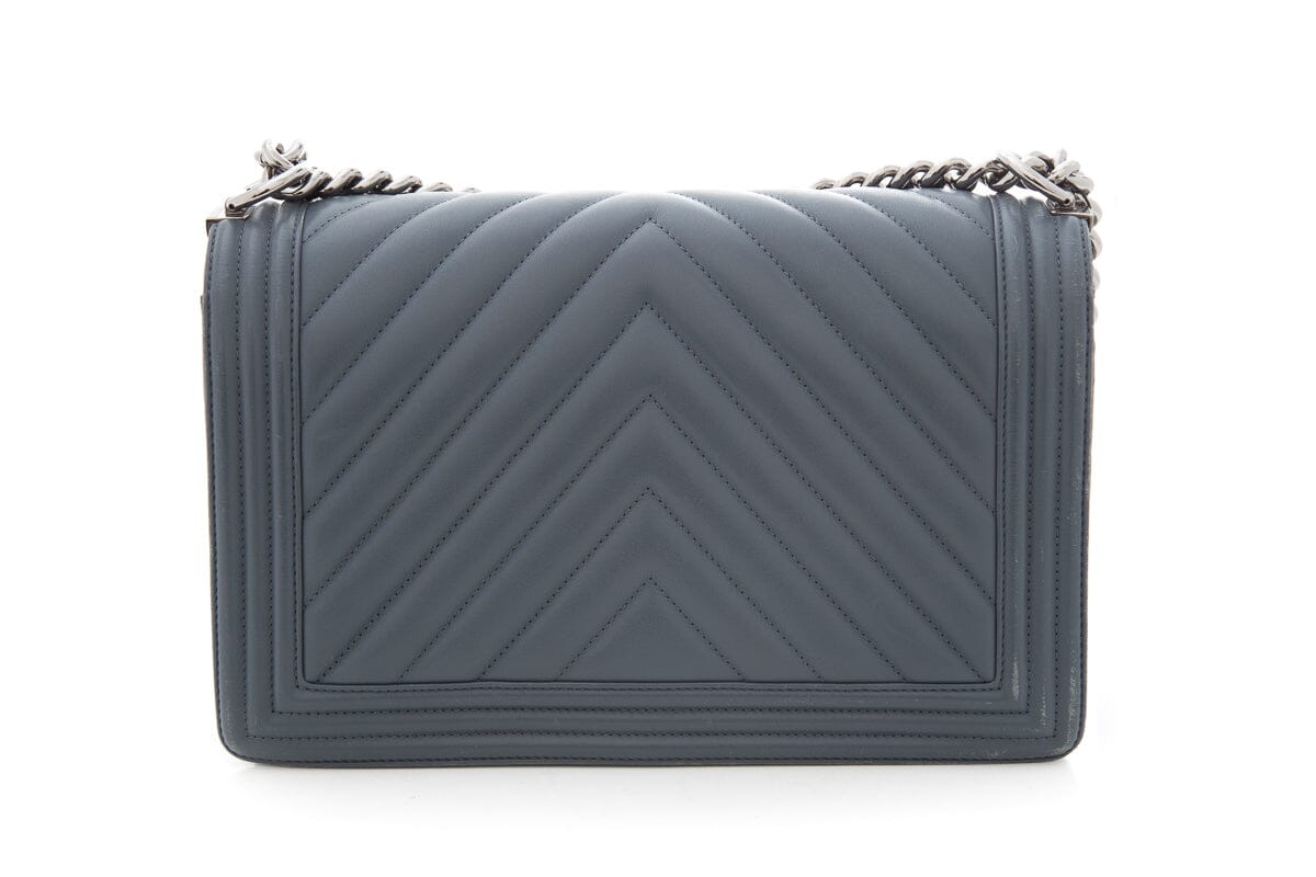 Chanel 2018 New Medium Grey BoyBag in Lambskin FlapBag
