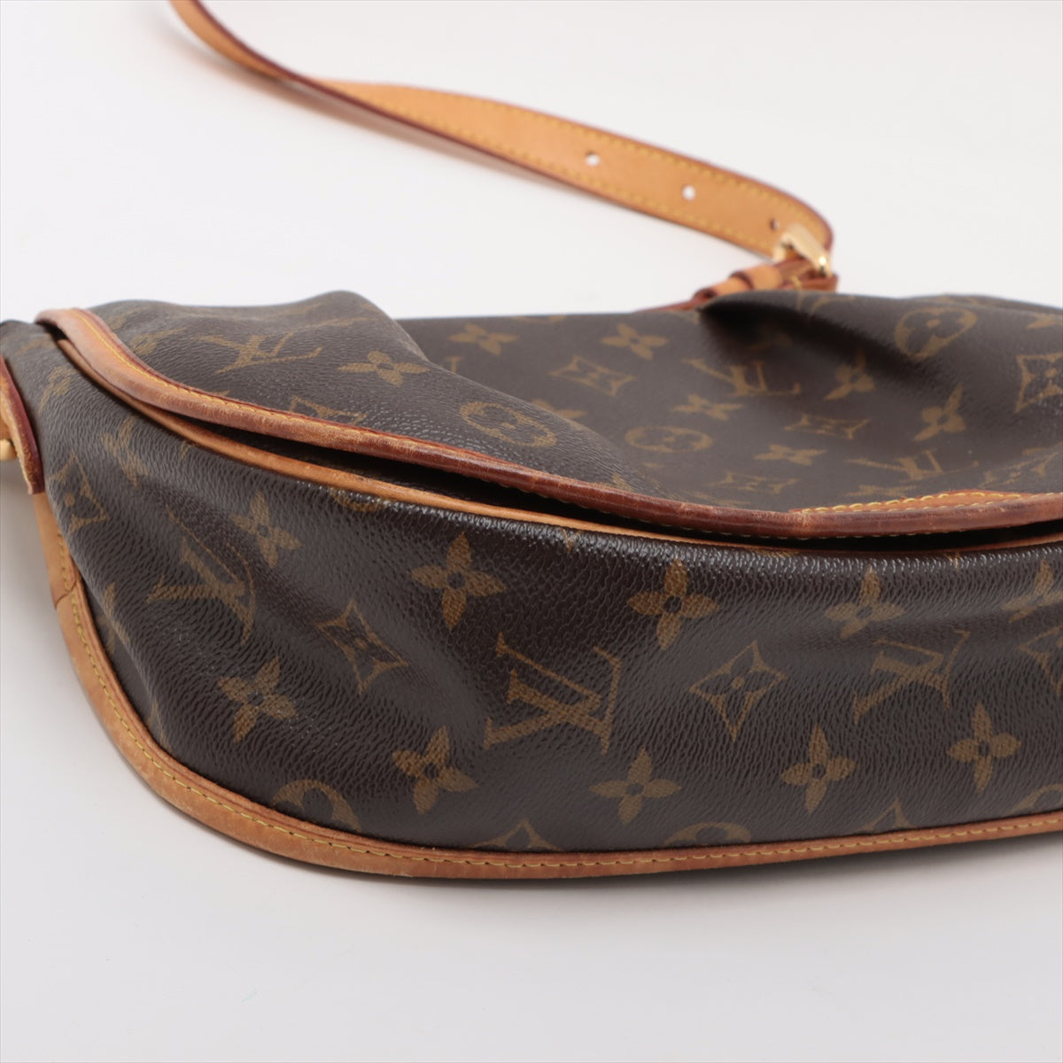 Louis Vuitton Monogram Menyl Montan PM M40474 Fuchsia