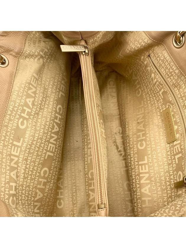 Timeless Caviar CC Tote Bag Chanel