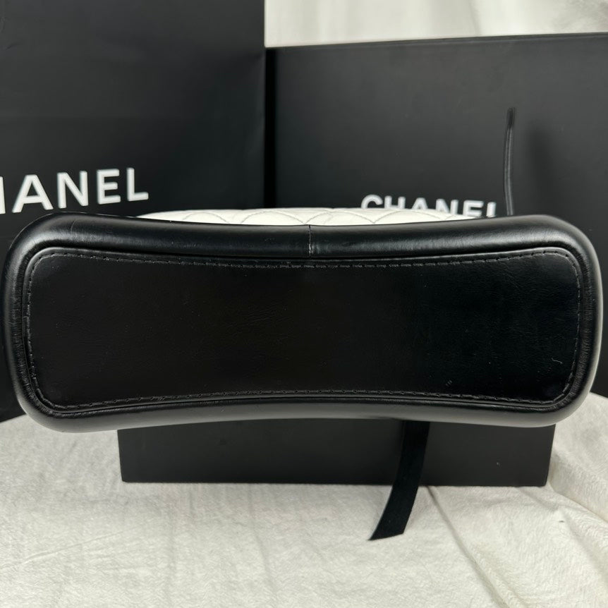 Chanel Gabrielle Hobo Quilted Aged Calfskin Small