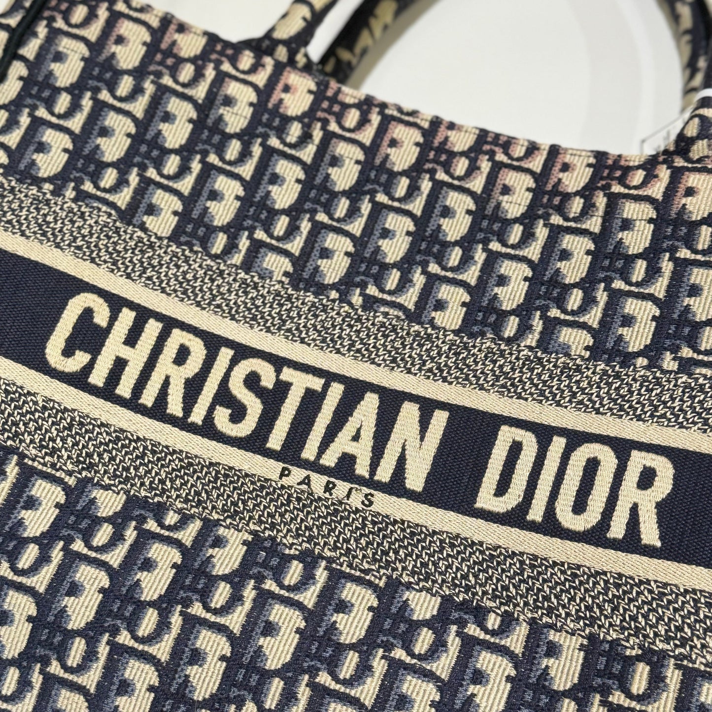 DIOR MEDIUM TOTE