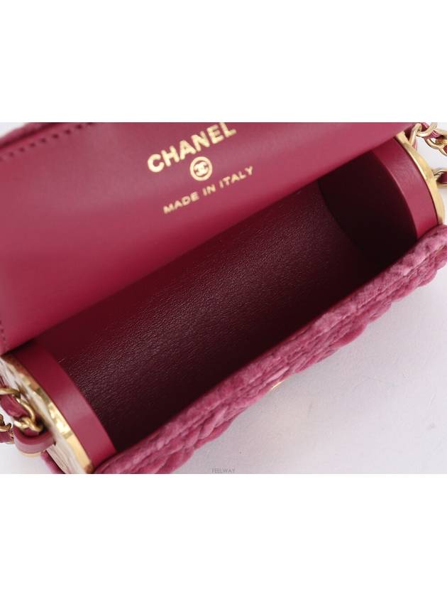 women cross bag Chanel