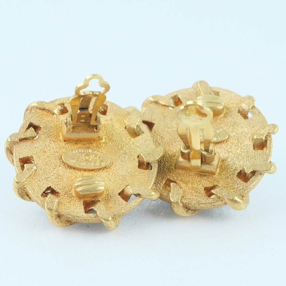 Chanel CHANEL COCOMARK Earring G Leather Gold 94P 24.1g COCO Mark 【】 A Ranked Earring