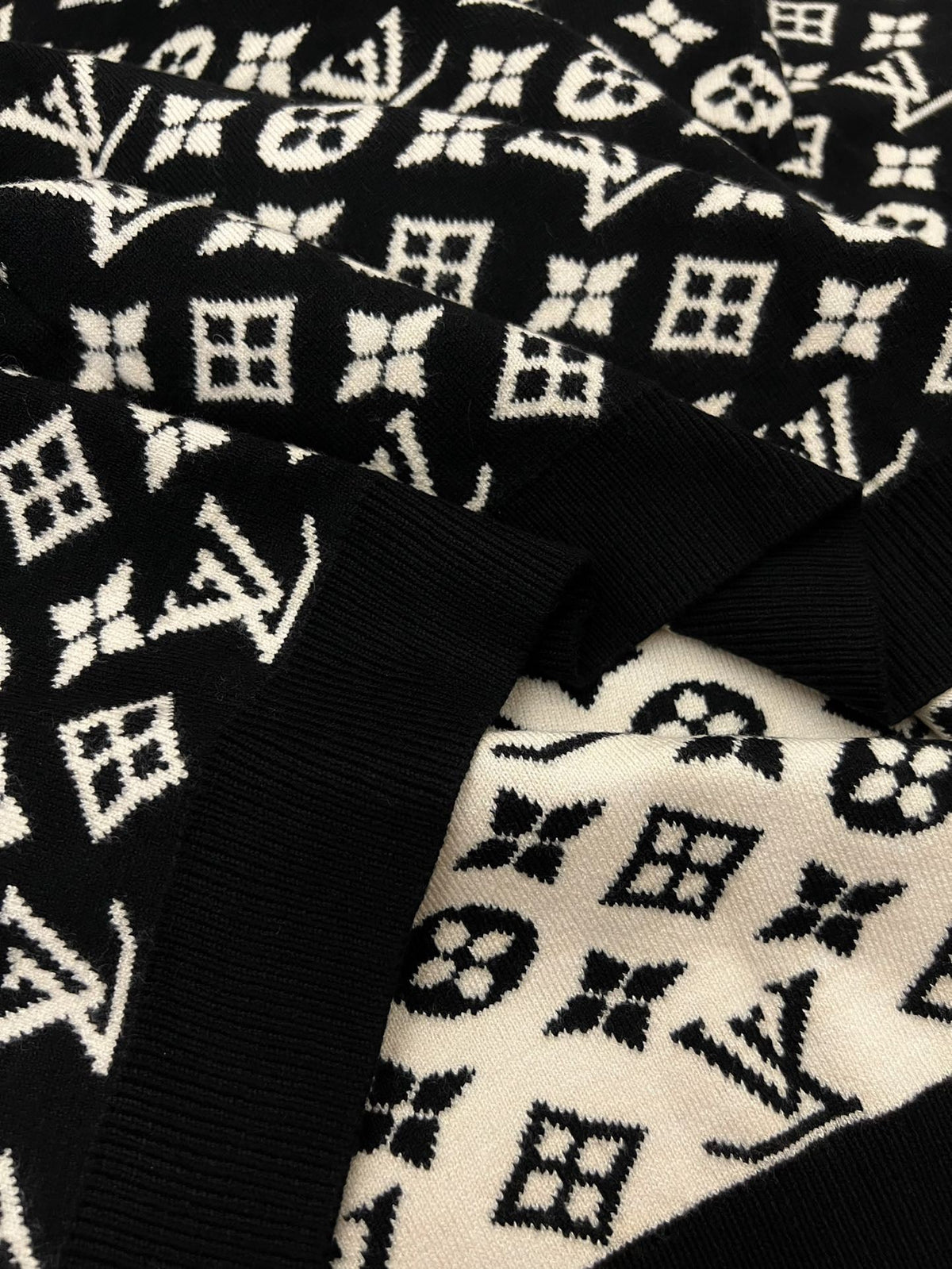 Louis Vuitton Sweater