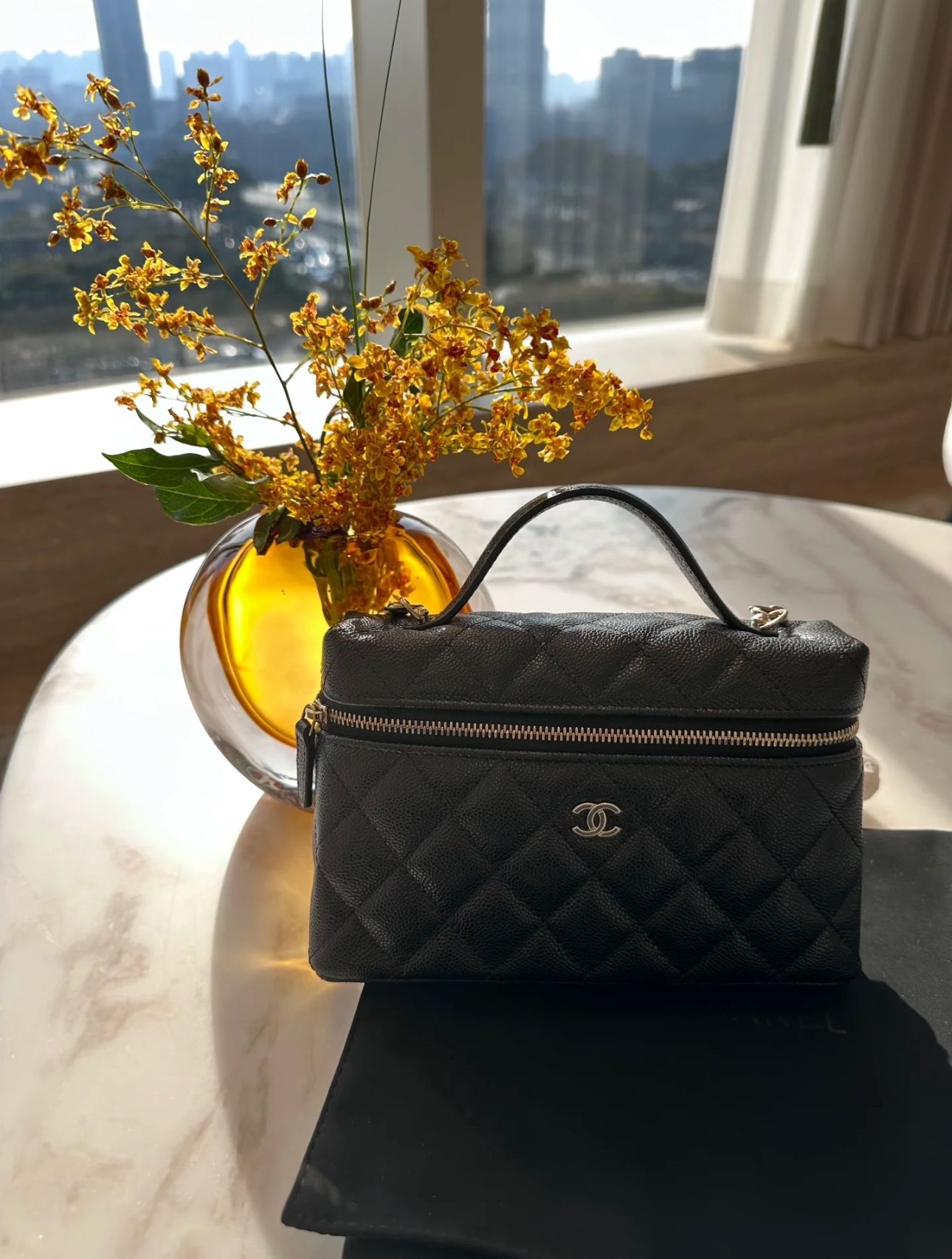 Chanel 25P 19.5*5*17cm Black Bag 110284