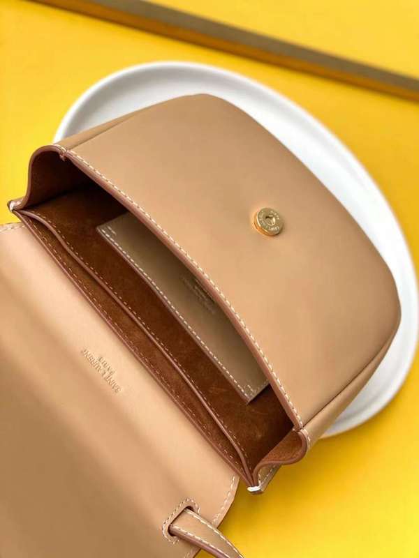 Yves Saint Laurent - Bags - The Wells Bags 190