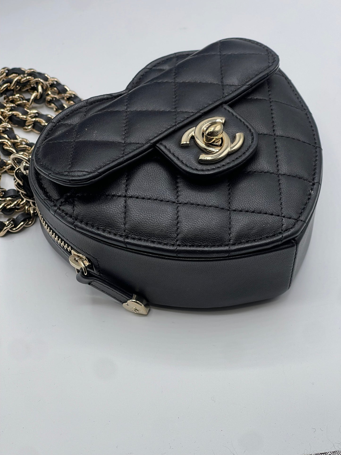 Chanel - Sac Cœur Noir PM