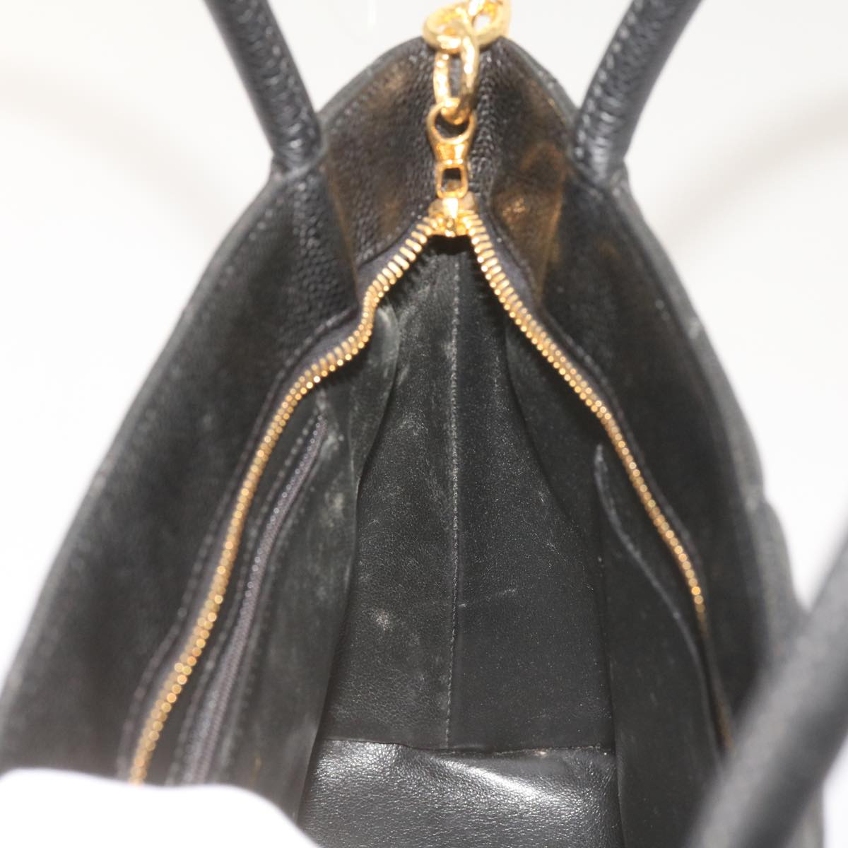 CHANEL Standard Tote Bag Caviar Skin Black CC Auth 67624SA