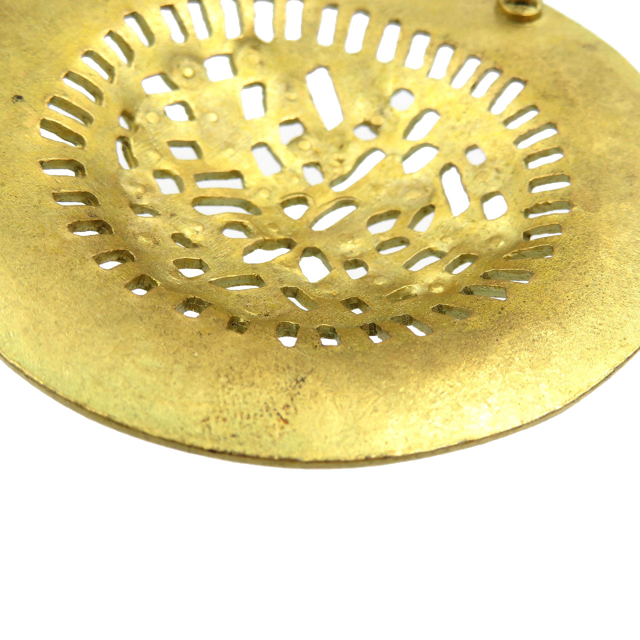 CHANEL Brooch metal gold