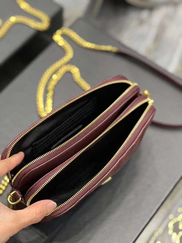 Yves Saint Laurent - Bags - The Wells Bags 513