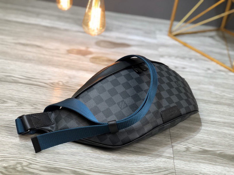 Louis Vuitton Luxury Bags 1813