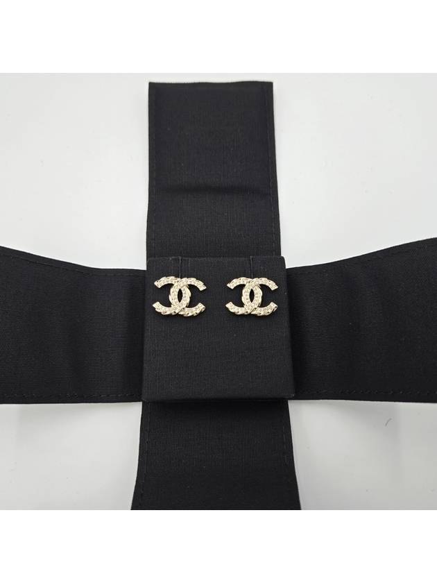 CC Logo Crystal Earrings Gold Chanel