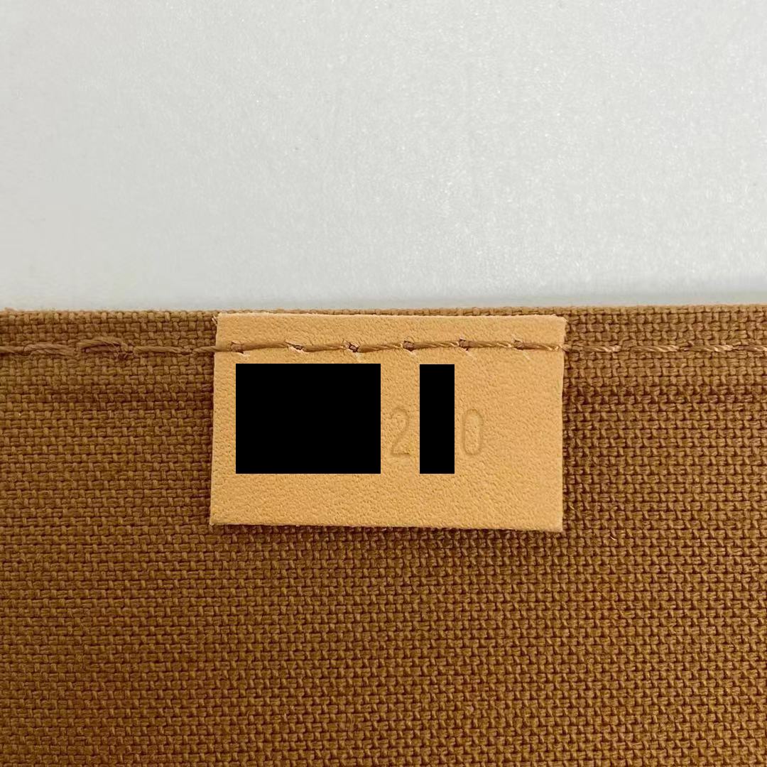 Louis Vuitton Petit Sac Plat Monogram Canvas