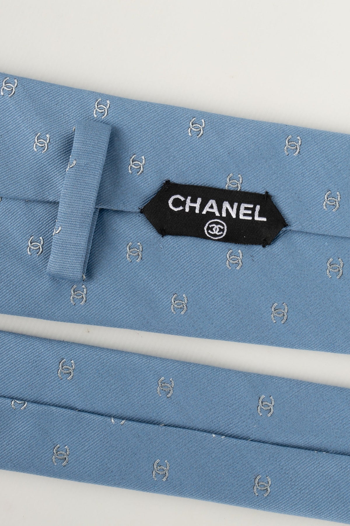 Cravate Chanel