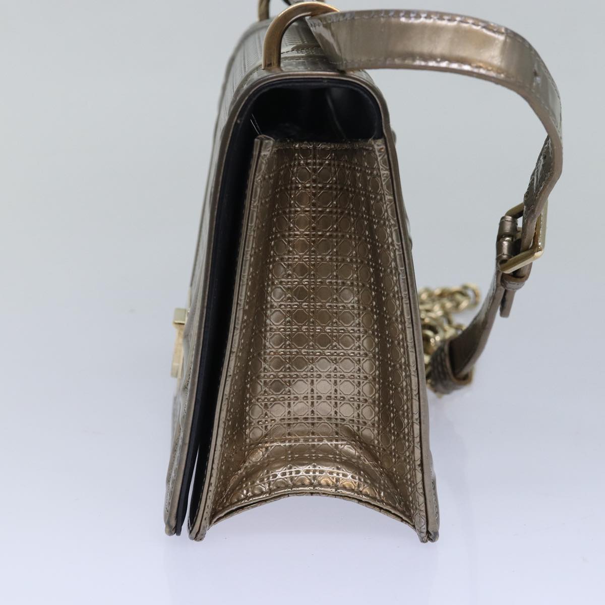 CHRISTIAN DIOR Chain Shoulder Bag Enamel Gold Auth 82071