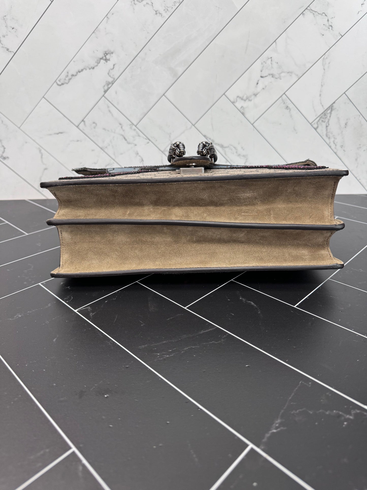 LIKE NEW Gucci GG Supreme Embroidered Sequin Medium Dionysus Shoulder Bag