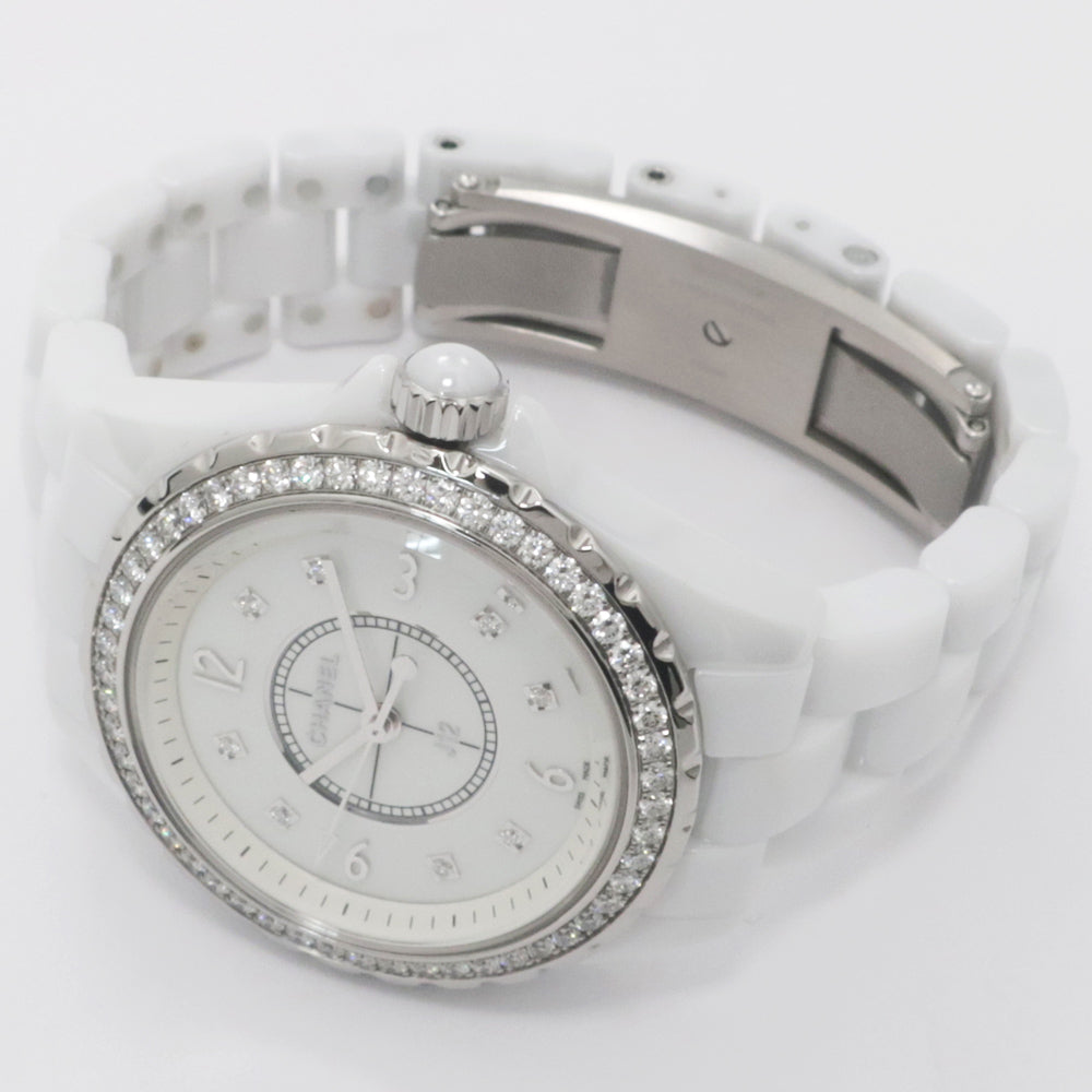 CHANEL J12 33mm H3110 White Ceramic White Bezel Diamond 8P Diamond Quartz Woman Watch