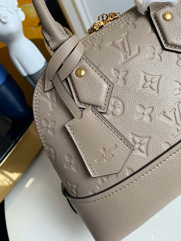 Louis Vuitton Luxury Bags 1853