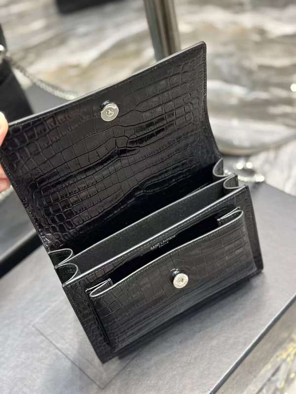 Yves Saint Laurent - Bags - The Wells Bags 638