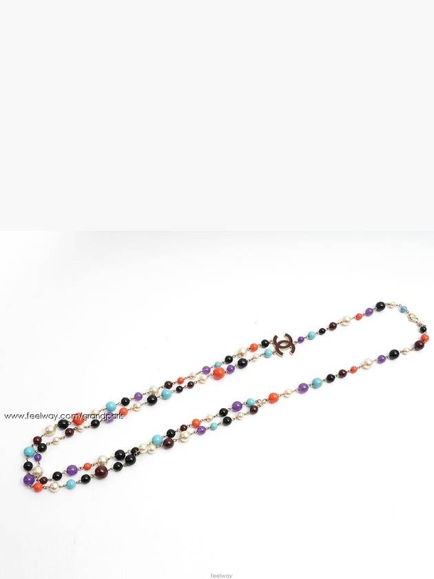 women necklace Chanel