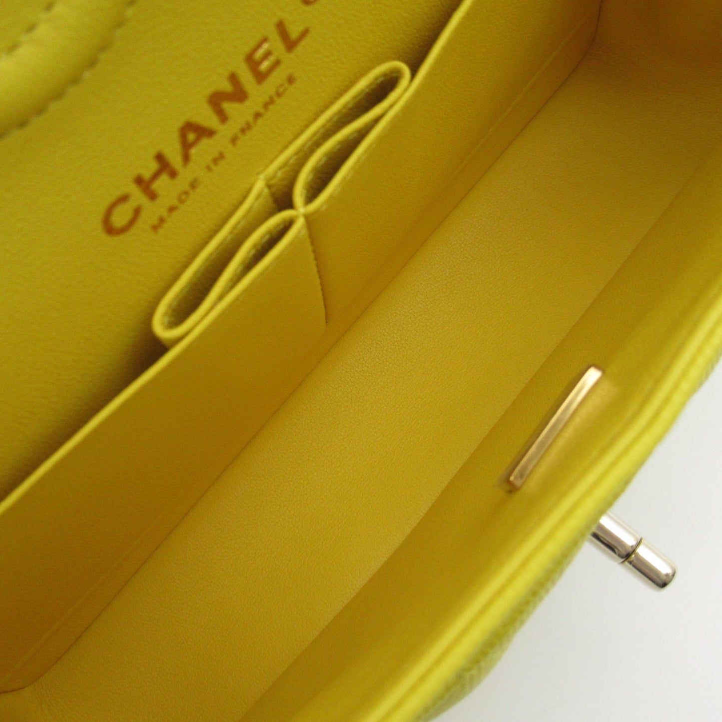 Chanel Double Flap Chain Shoulder Bag Double Flat Chain Shoulder Bag Caviar S (Green ) Yellow ()