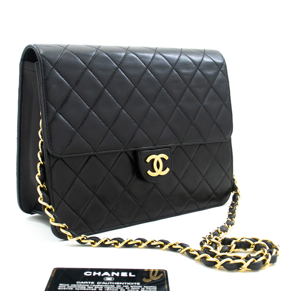 CHANEL Quilted Shoulder Bag