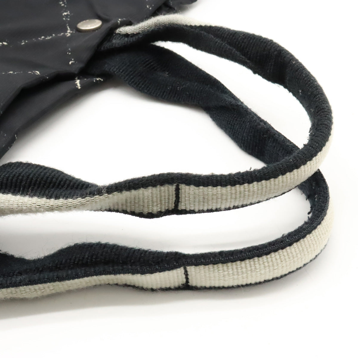 Chanel Travel Line Tote MM Tooth Bag Shoulder Bag Shoulder Bag Nylon Black Red Red Silver Gold Blumin