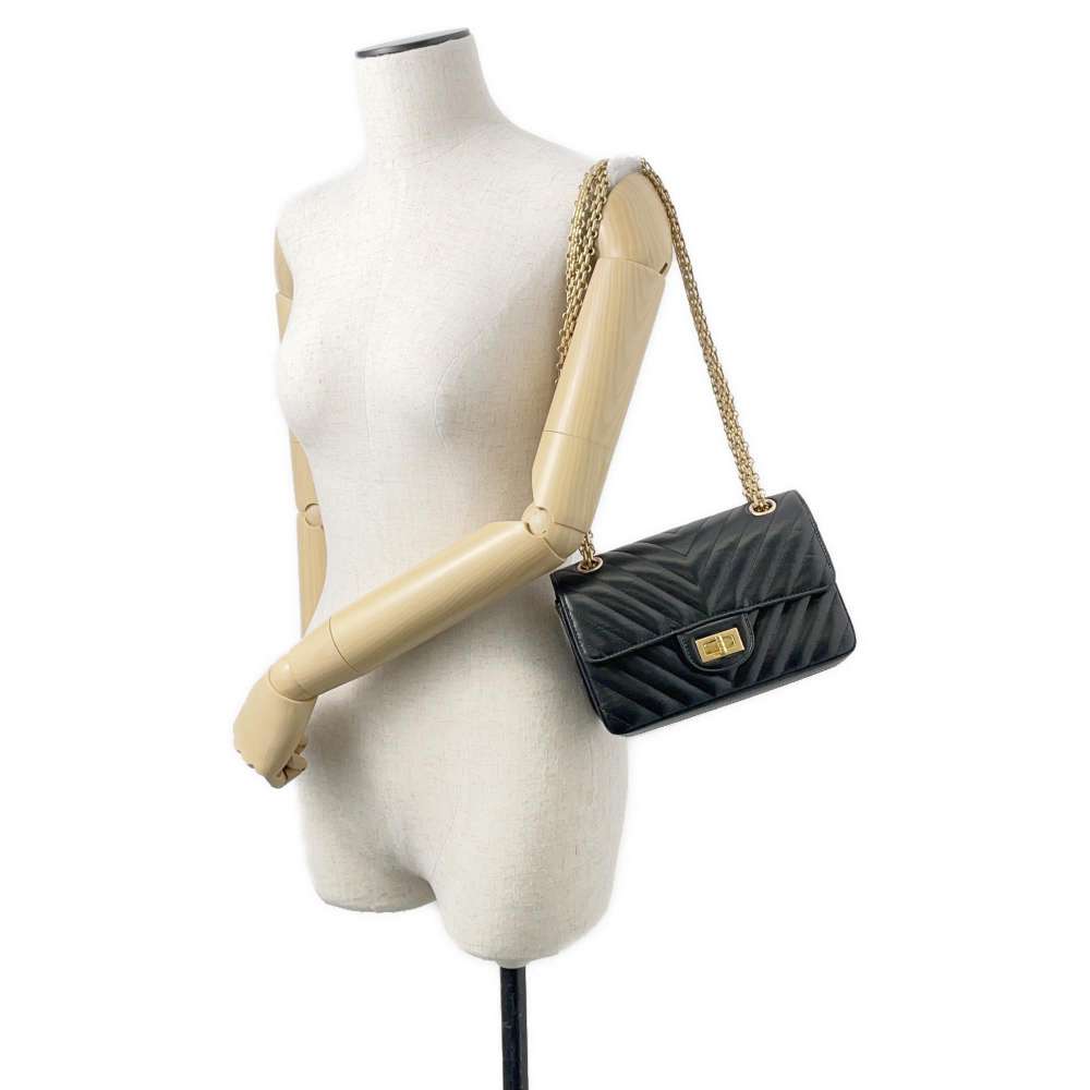CHANEL 2.55 Chevron Single Flap ChainShoulder Bag Black Calf Leather