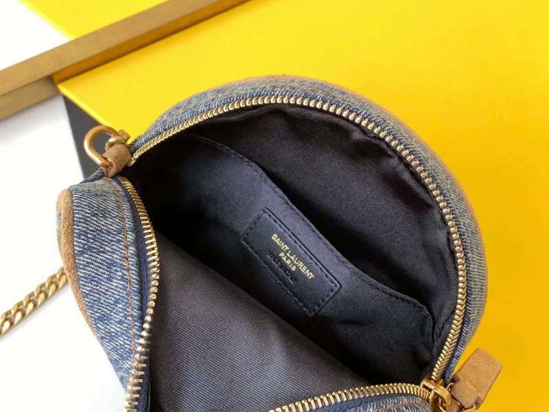 Yves Saint Laurent - Bags - The Wells Bags 220