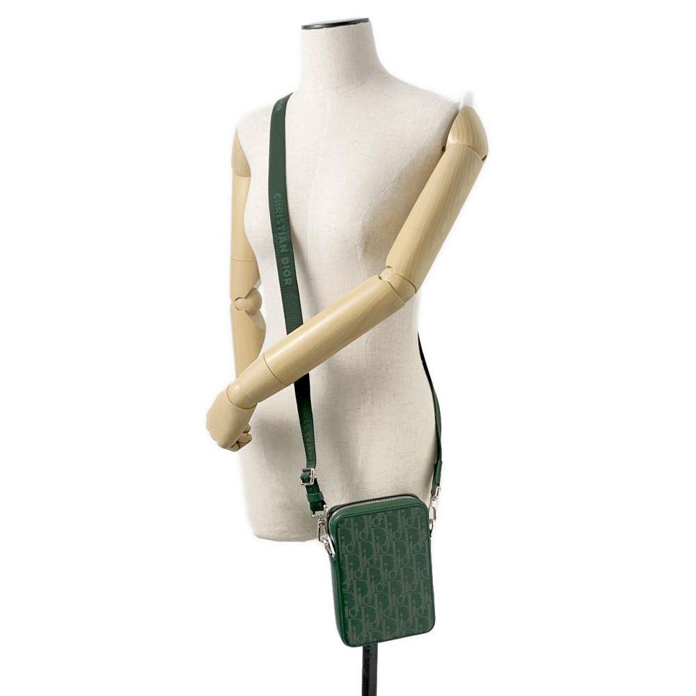 Dior World Tour Messenger Pouch Green 2ESBC265CLP Leather