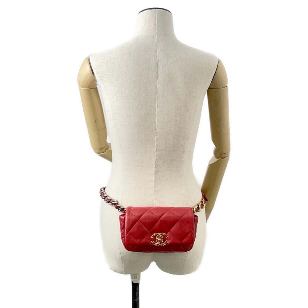 CHANEL CHANEL19 Belt Bag Red AS1163 Lambskin