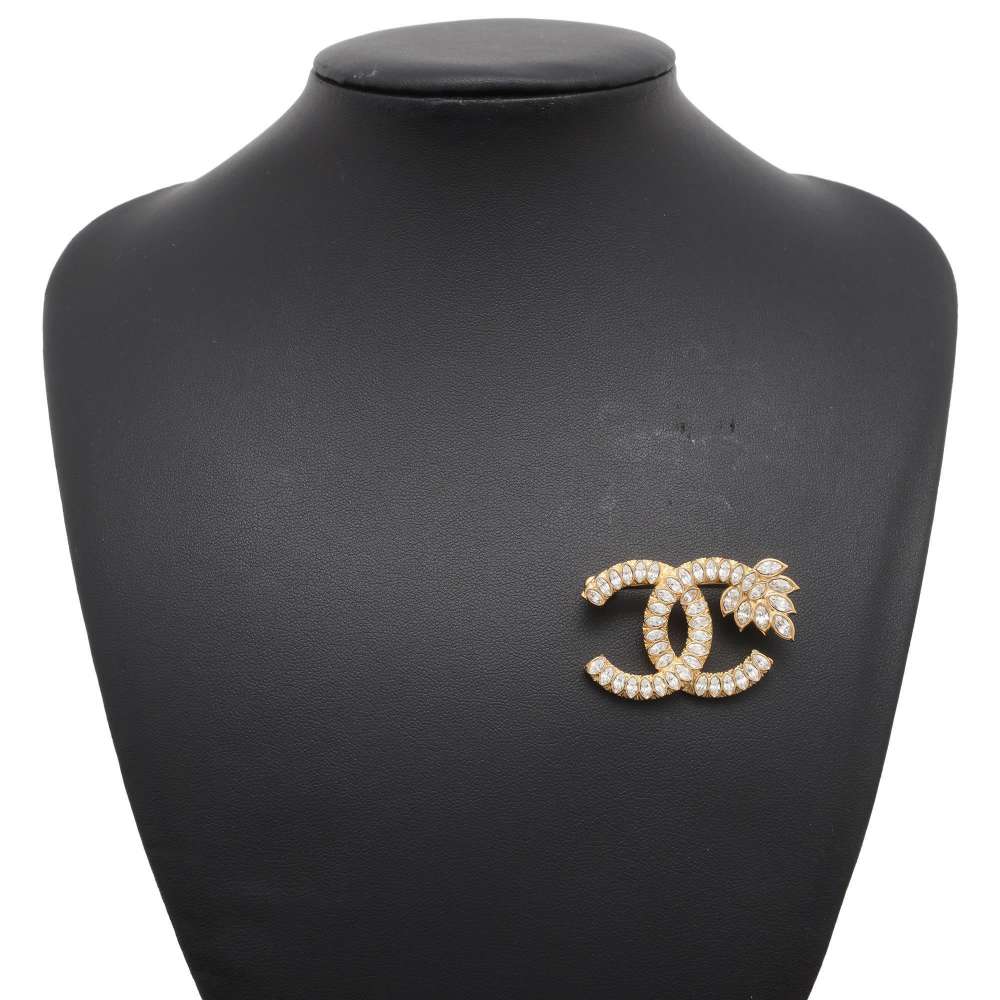 CHANEL CC Logo Brooch Gold Gold Plated