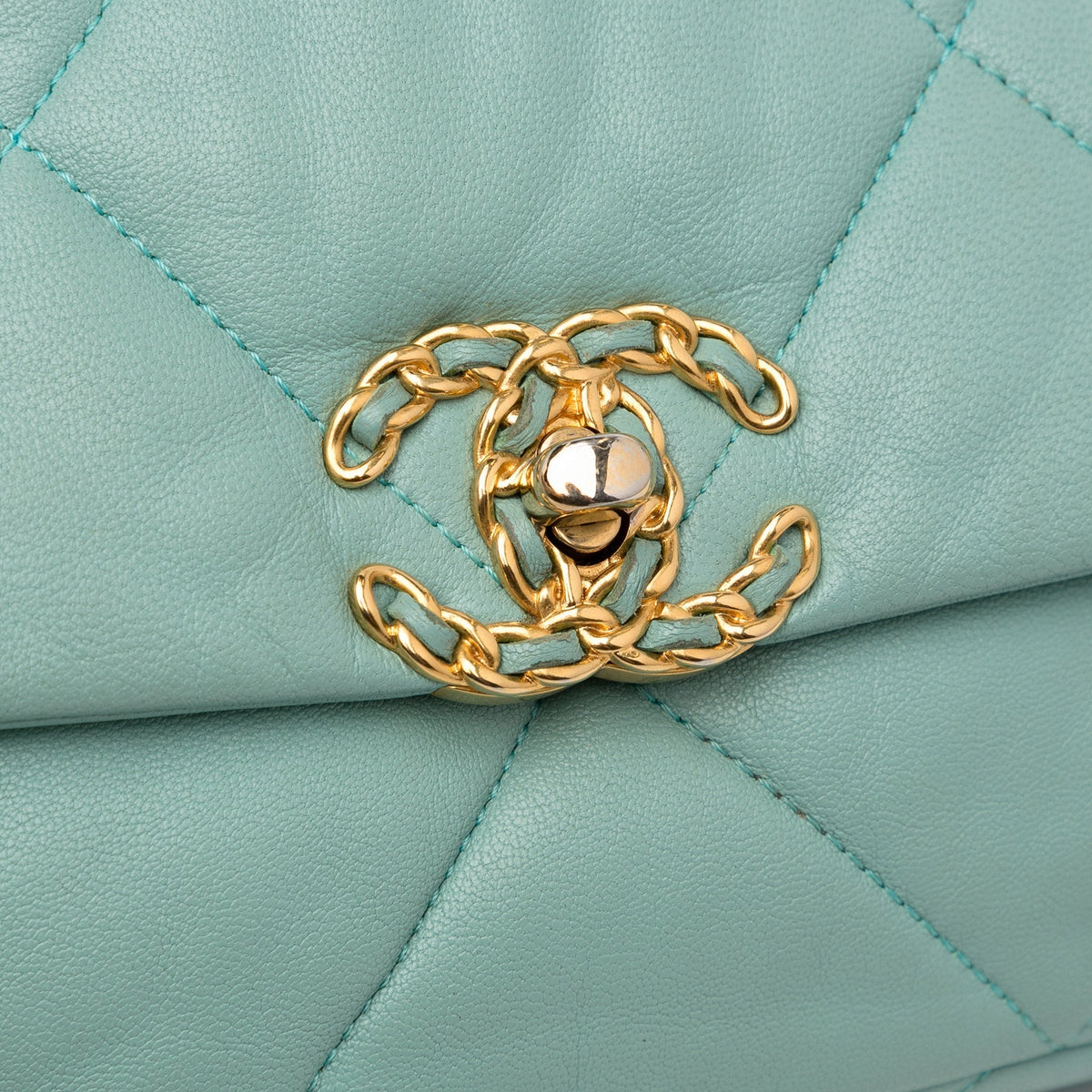 Top Quality Chanel Large Lambskin 19 New Blue