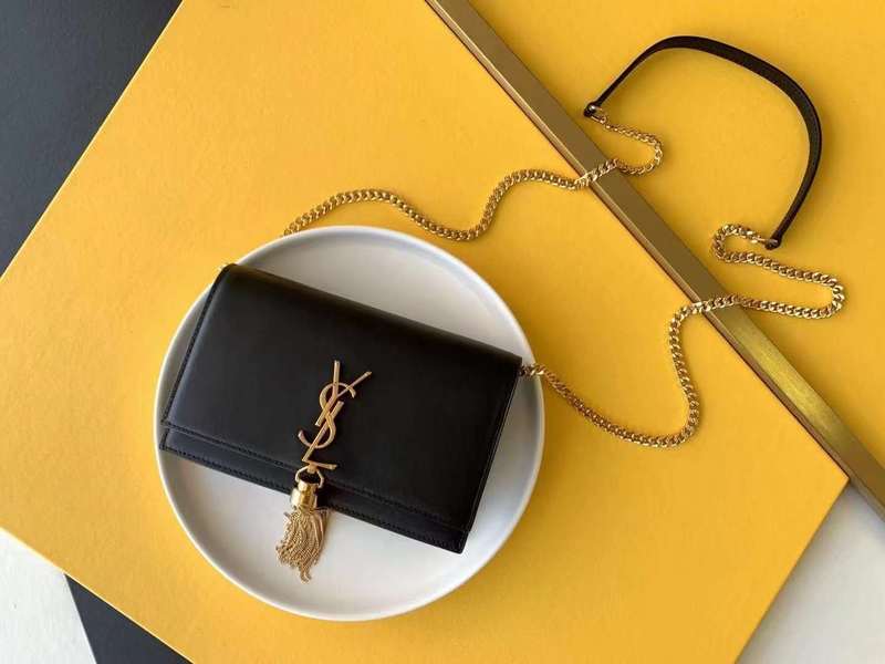 Yves Saint Laurent - Bags - The Wells Bags 290
