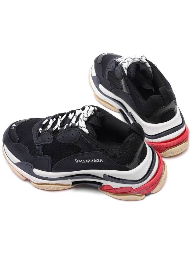Luxury Balenciaga Triple S Low Top Sneakers Black