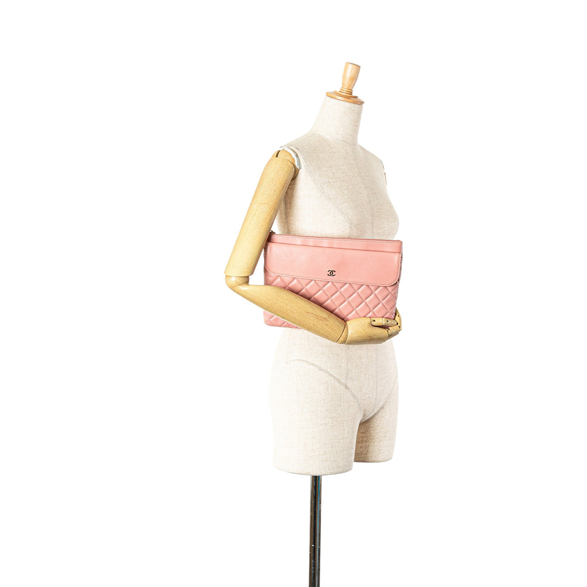 Pink Chanel Medium Quilted Lambskin Flap O Case Clutch