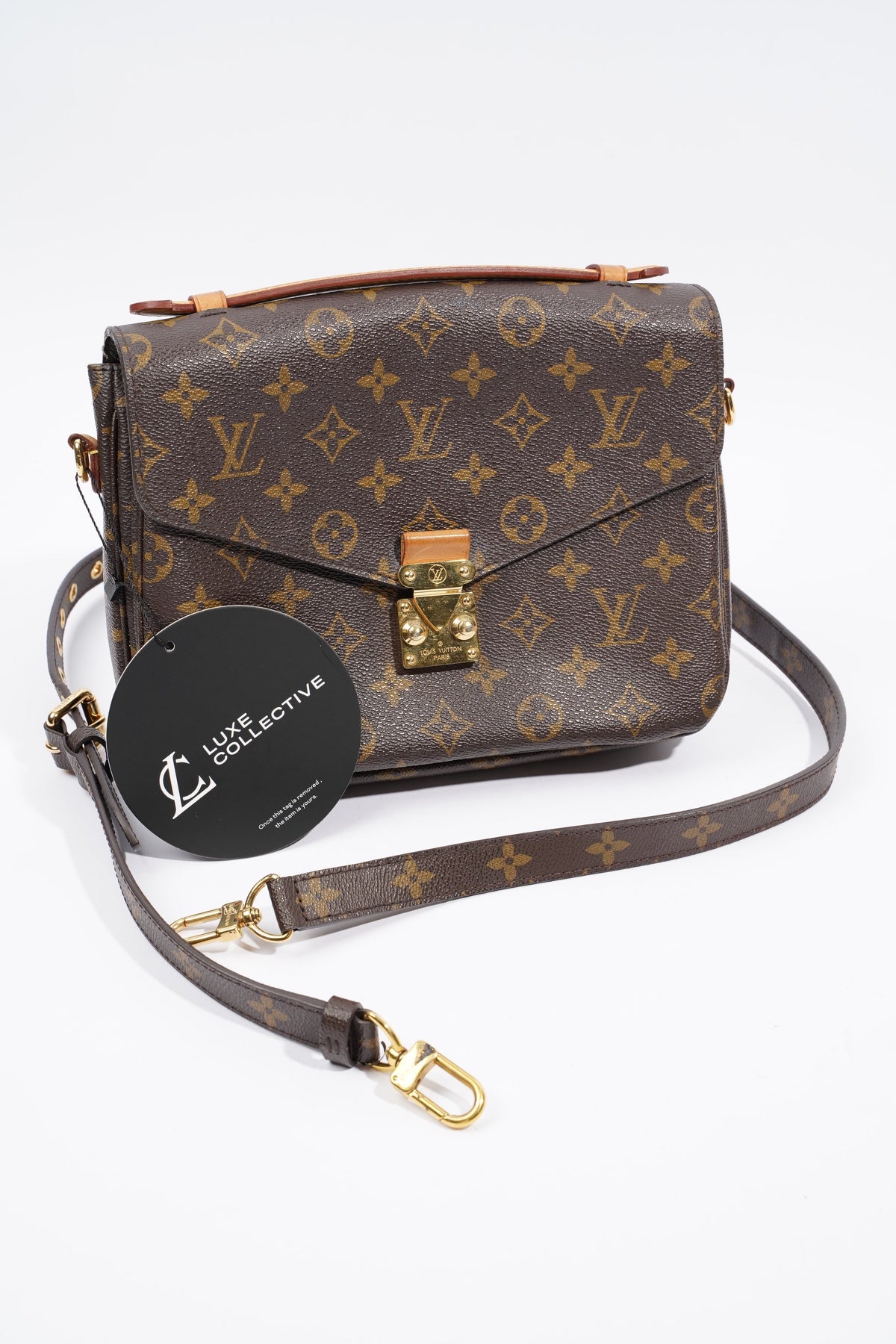 Louis Vuitton Pochette Metis Monogram Monogram Brown Coated Canvas