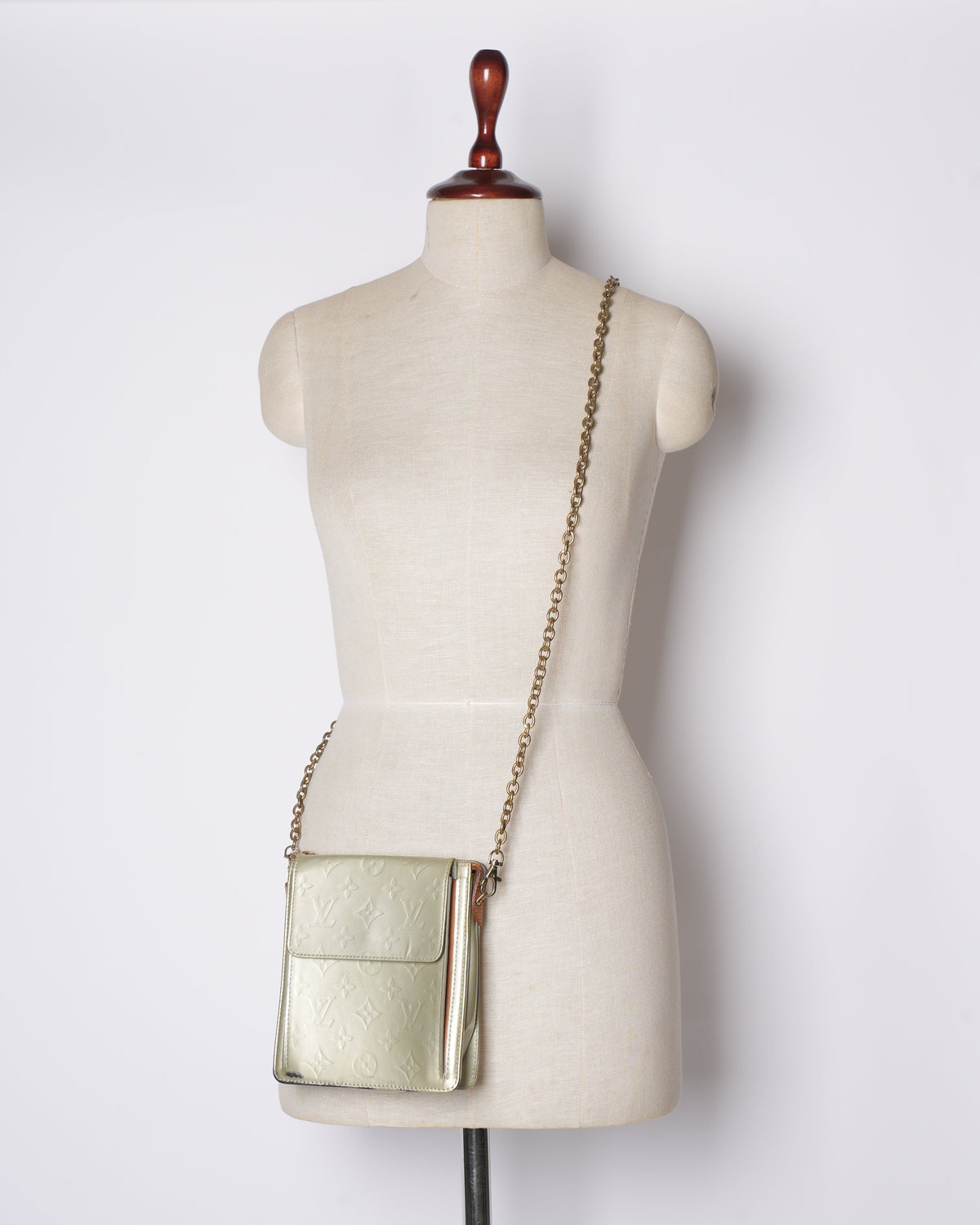 LV Messanger Bag