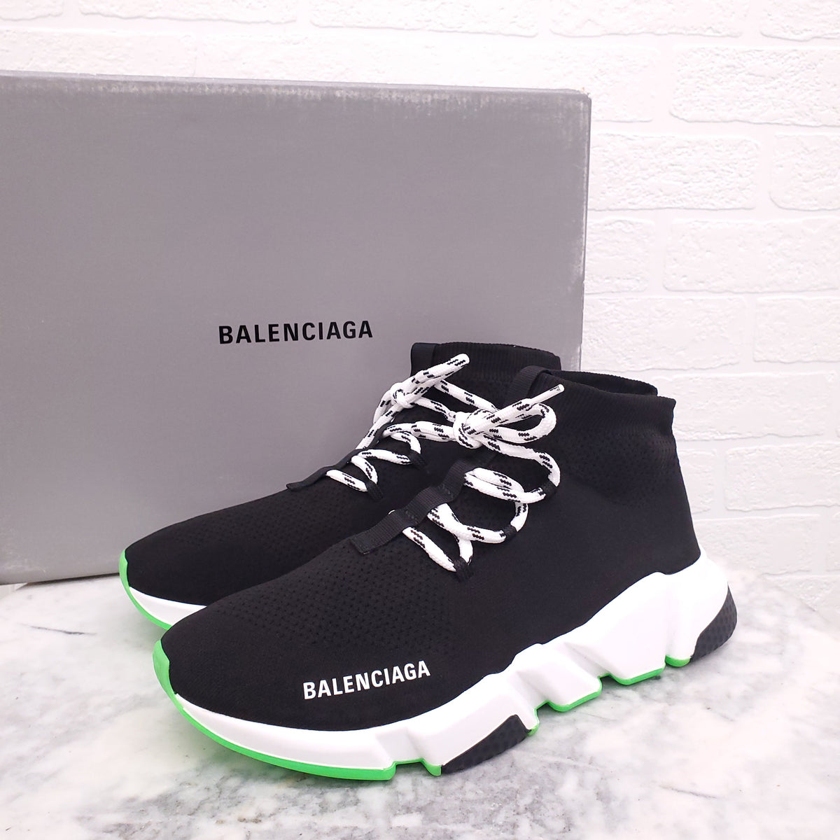 BALENCIAGA LOGO SNEAKERS - SIZE 40