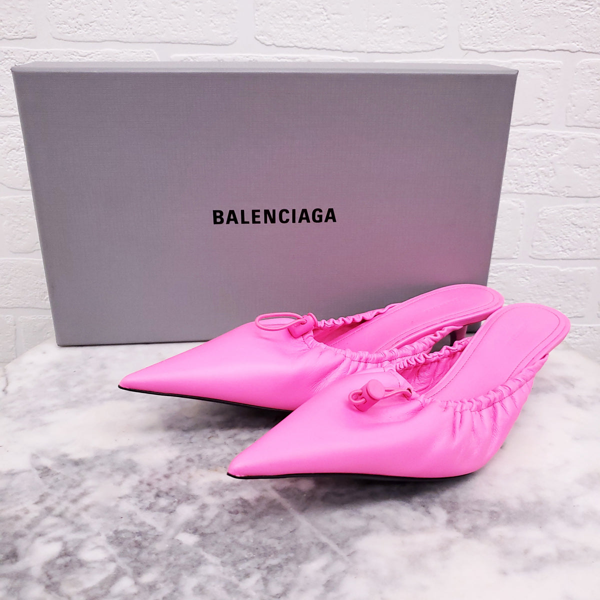 BALENCIAGA PINK SCRUNCHIE MULE - SIZE 37