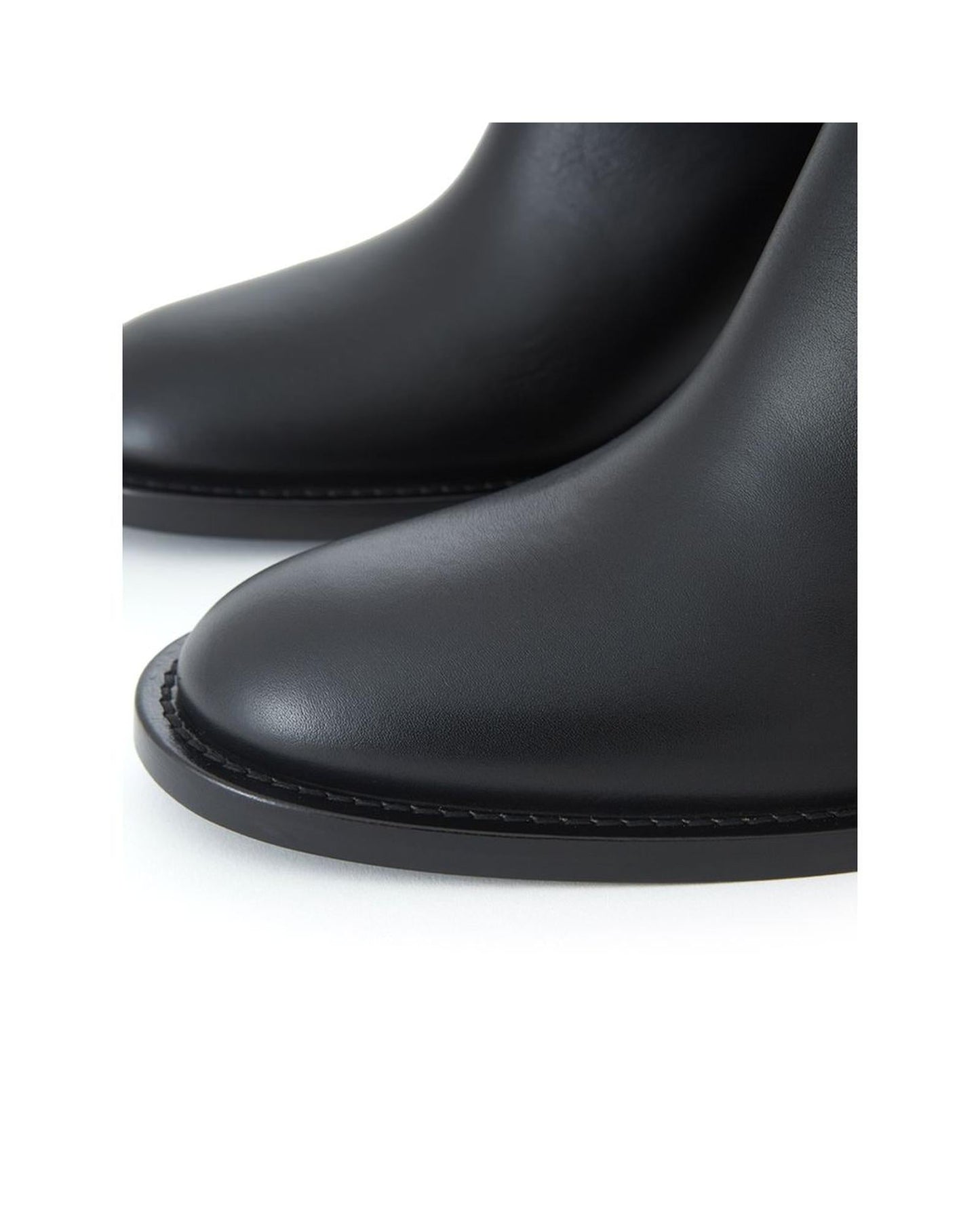 Burberry Kensington Leather Ankle Boots for Women