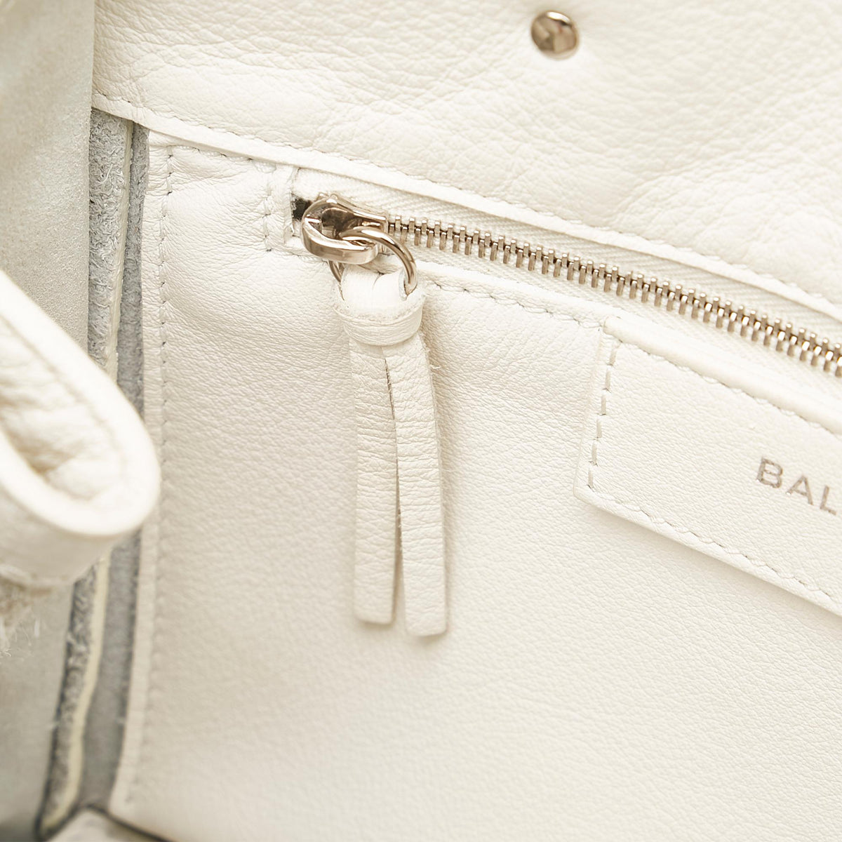 Luxury Balenciaga Papier A4 Leather Satchel (SHG-29266)